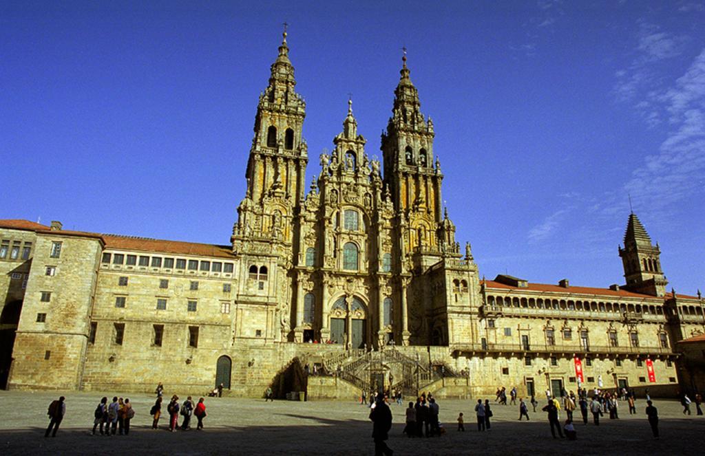 Vm Apartamentos Turisticos Santiago de Compostela Exteriör bild