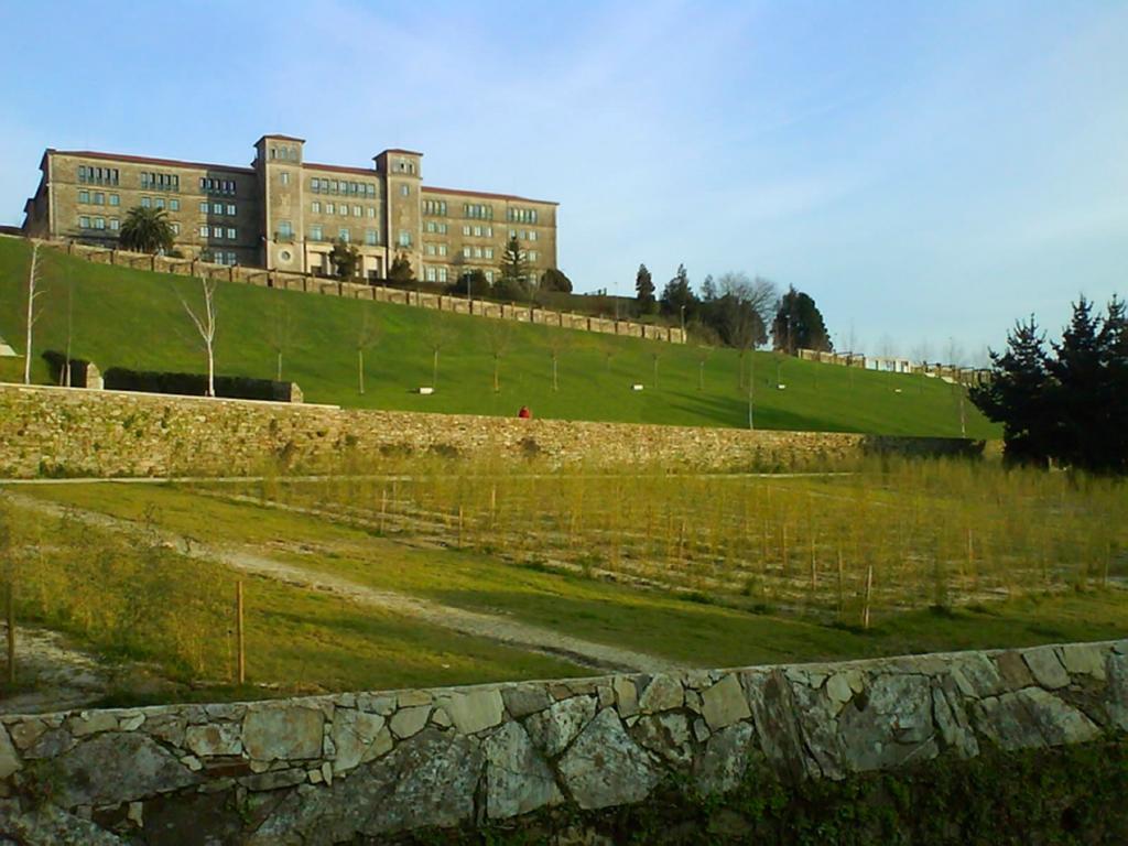 Vm Apartamentos Turisticos Santiago de Compostela Exteriör bild